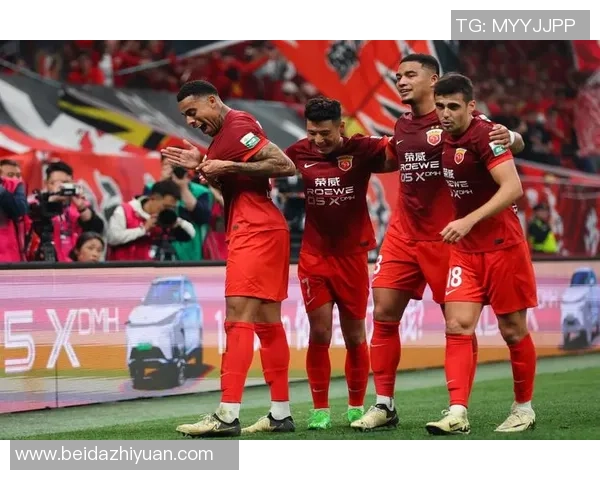 浦项制铁迎战全南天龙K联赛巅峰对决引发球迷热议与期待